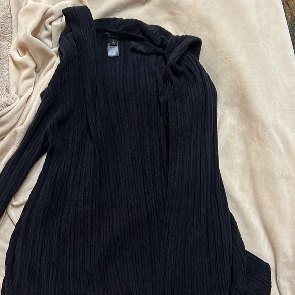 Barefoot Dreams Cozychic Ultra Lite Black Cardigan.  Used size medium - Picture 5 of 5